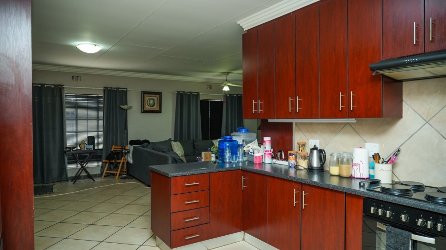 To Let 2 Bedroom Property for Rent in Doringkruin North West